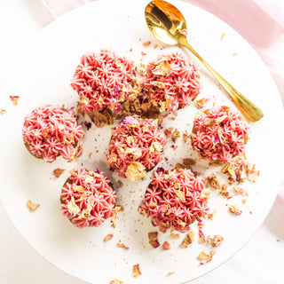 LUXEY RECIPES | Vegan Valentine's Day Cupcake