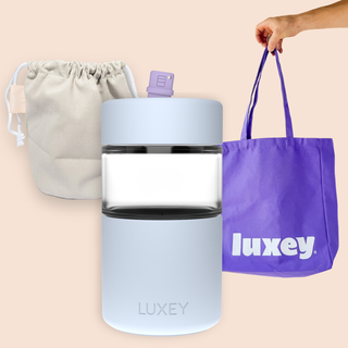 THEY DRINK A LARGE COFFEE - Cup & Accessories Gift Set